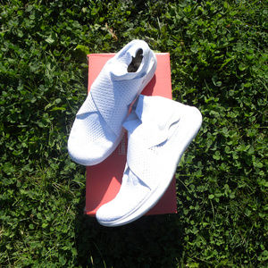 Nike FREE MOTION sz9 NEW! running fila adidas vtg